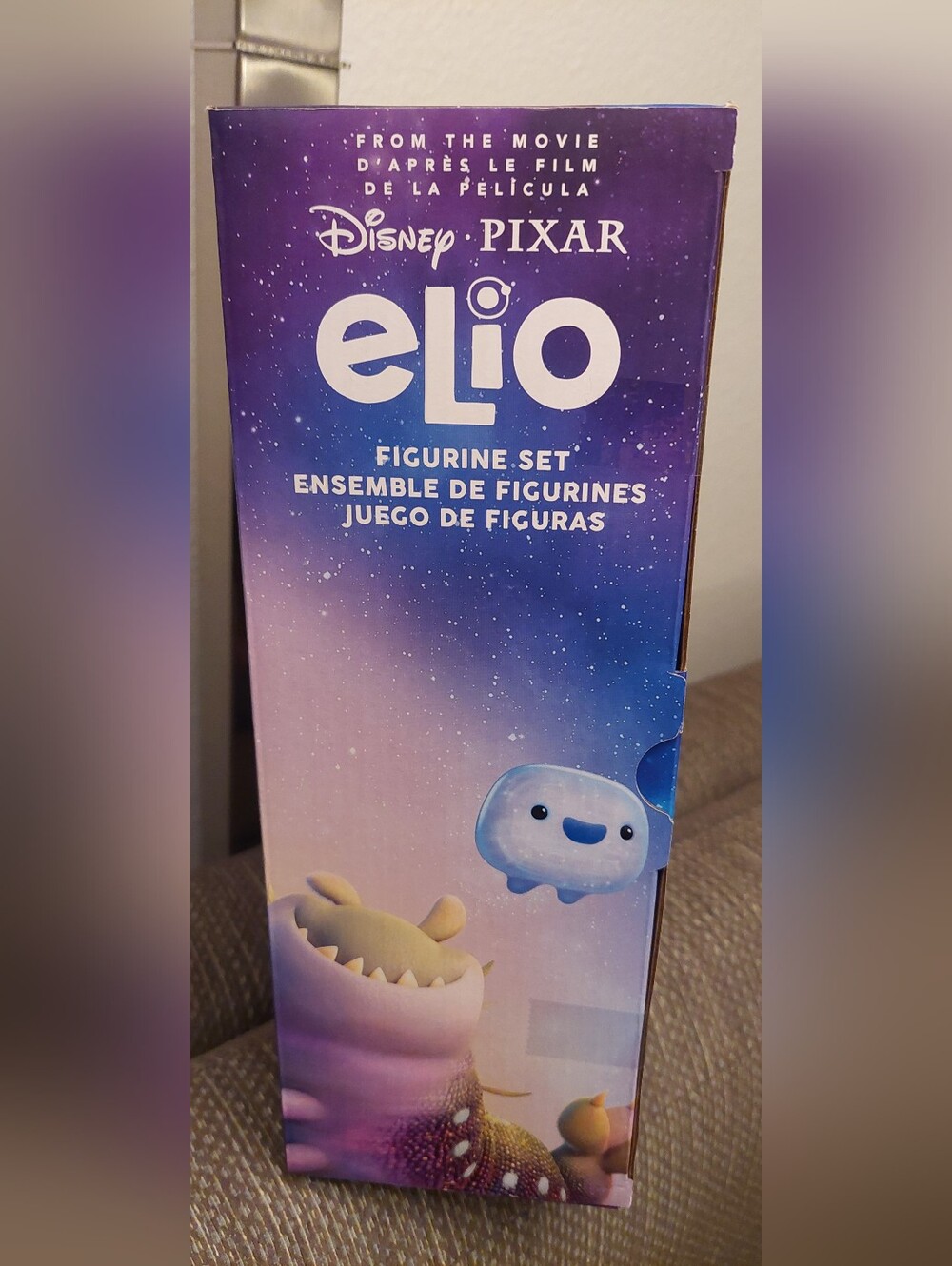 Elio Figurine Set - Purple & Pink Character Playset - Picture 7 of 11